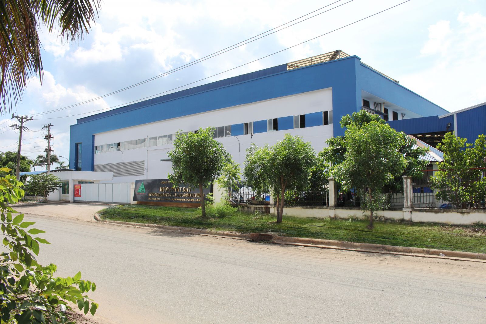 Công ty TNHH Dệt Nhuộm Hưng Phát Đạt